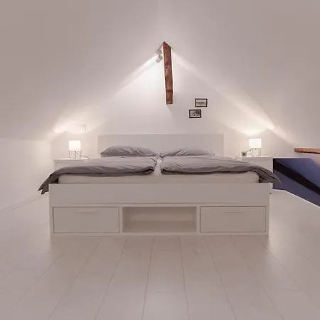 Appartement Charming Attic In The Heart Of The